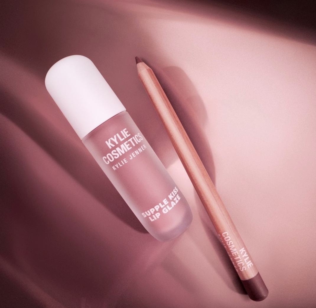 Glossy lip Kit