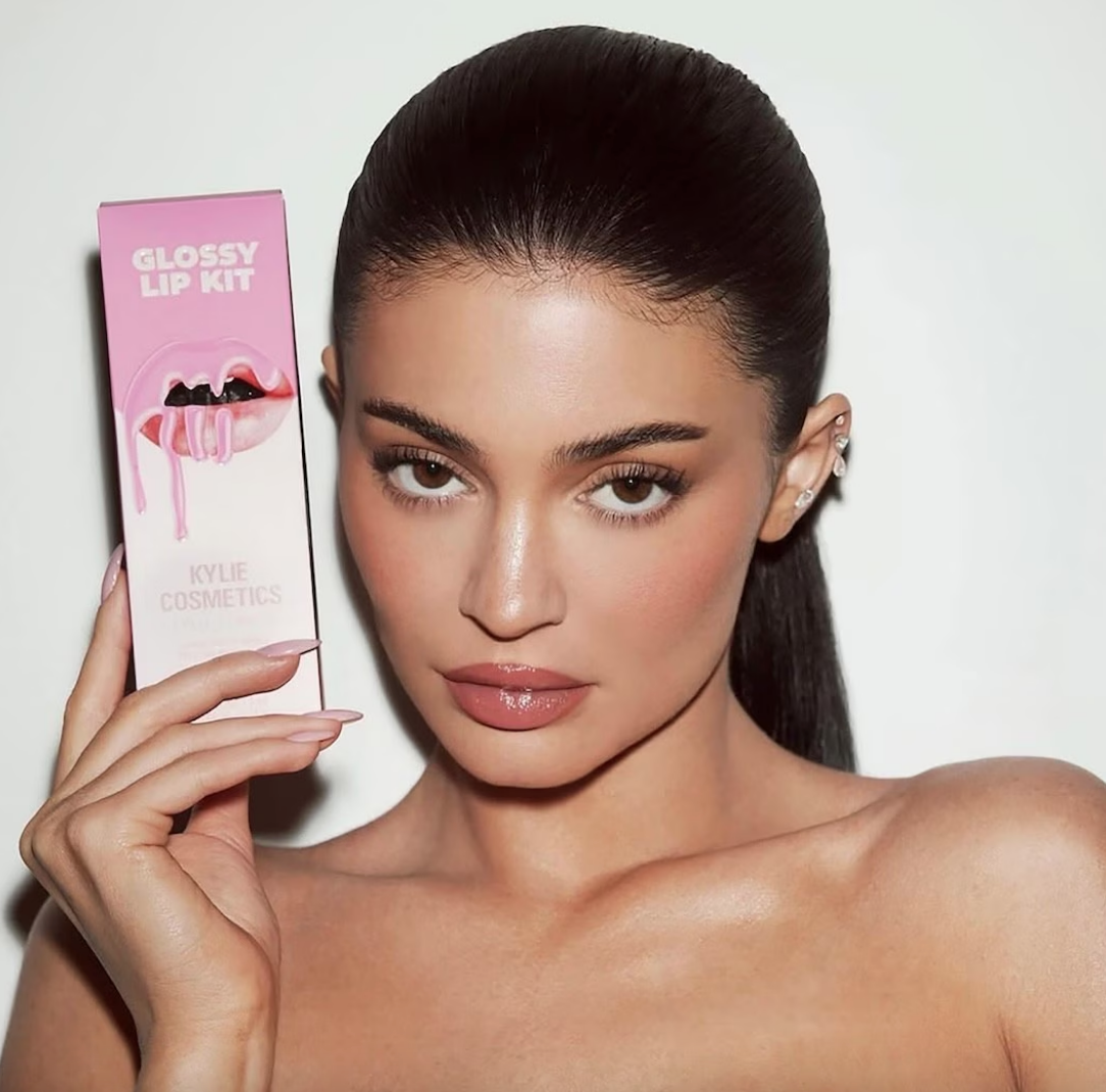 Glossy lip Kit